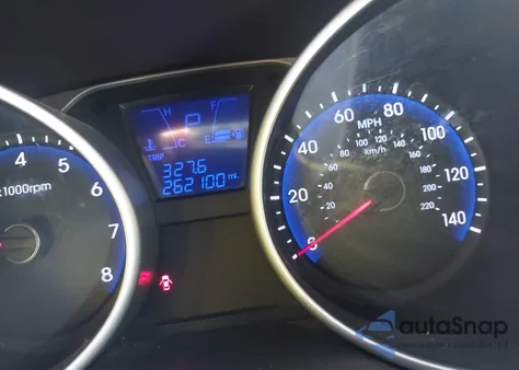 2014 Hyundai Tucson Se z USA, uszkodzony, nr VIN KM8JU3AG3EU899096